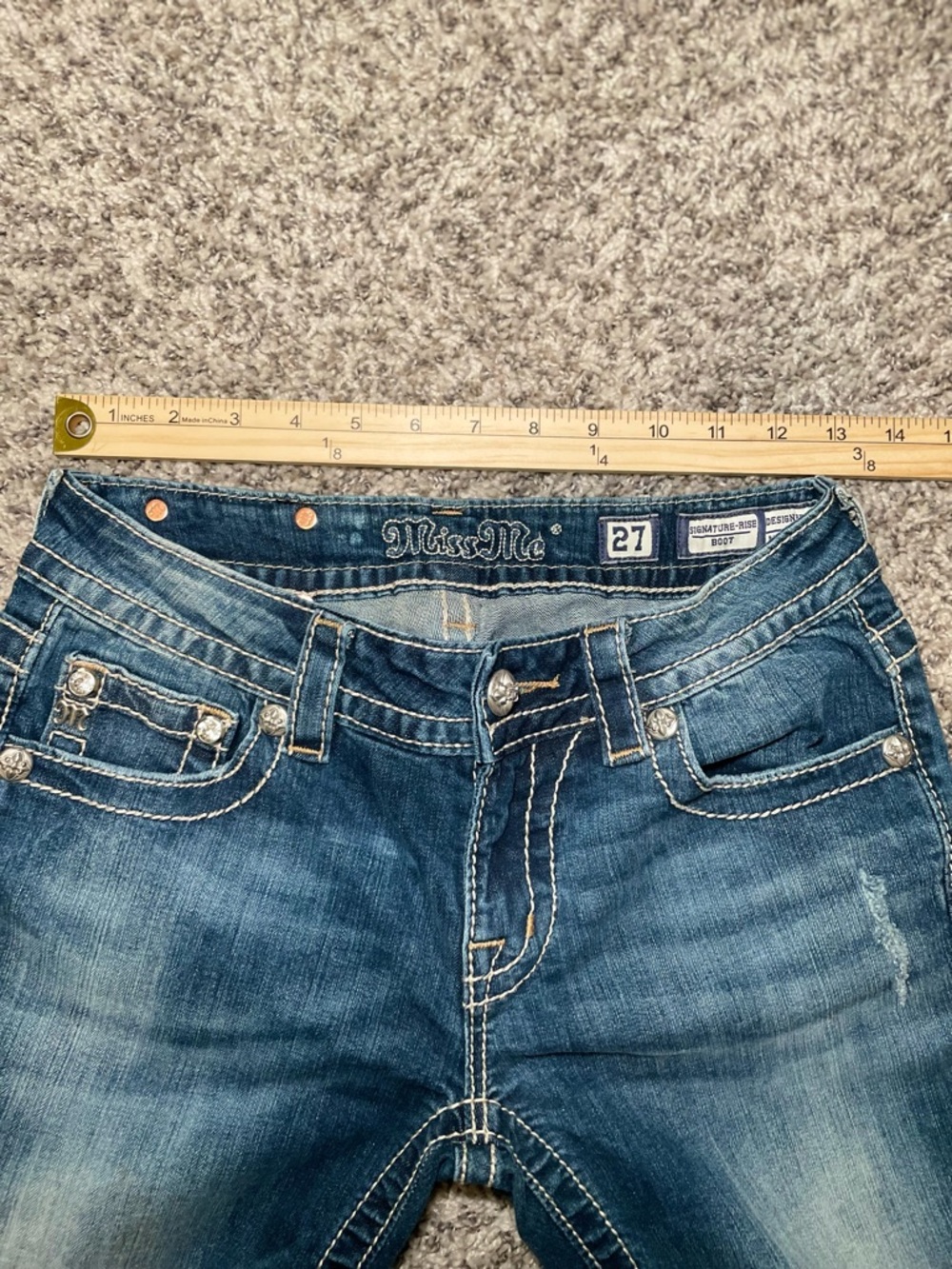 Miss Me Women's Signature Boot Jeans Embellished Rhinestone Low Rise Sz 27 - Picture 6 of 8